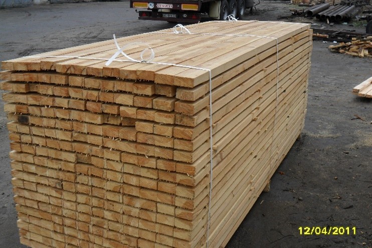 Spruce board construction photo 1